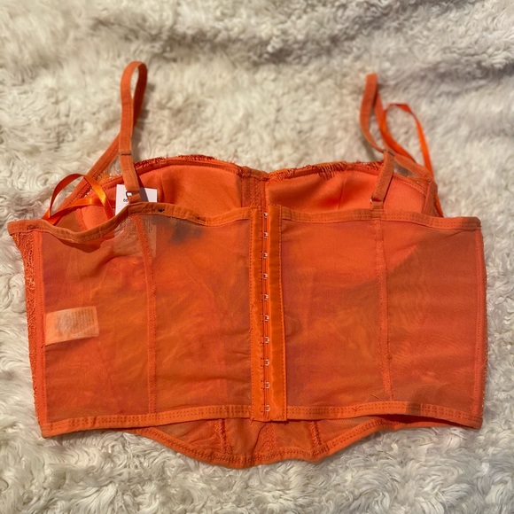 Corset top 🧡 - Picture 3 of 3